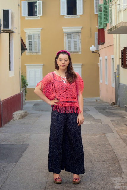 crochet-wide-leg-trousers