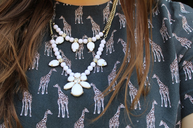 white-necklace-asda
