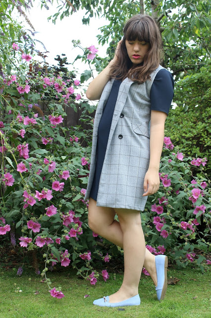 simple-chic-workwear