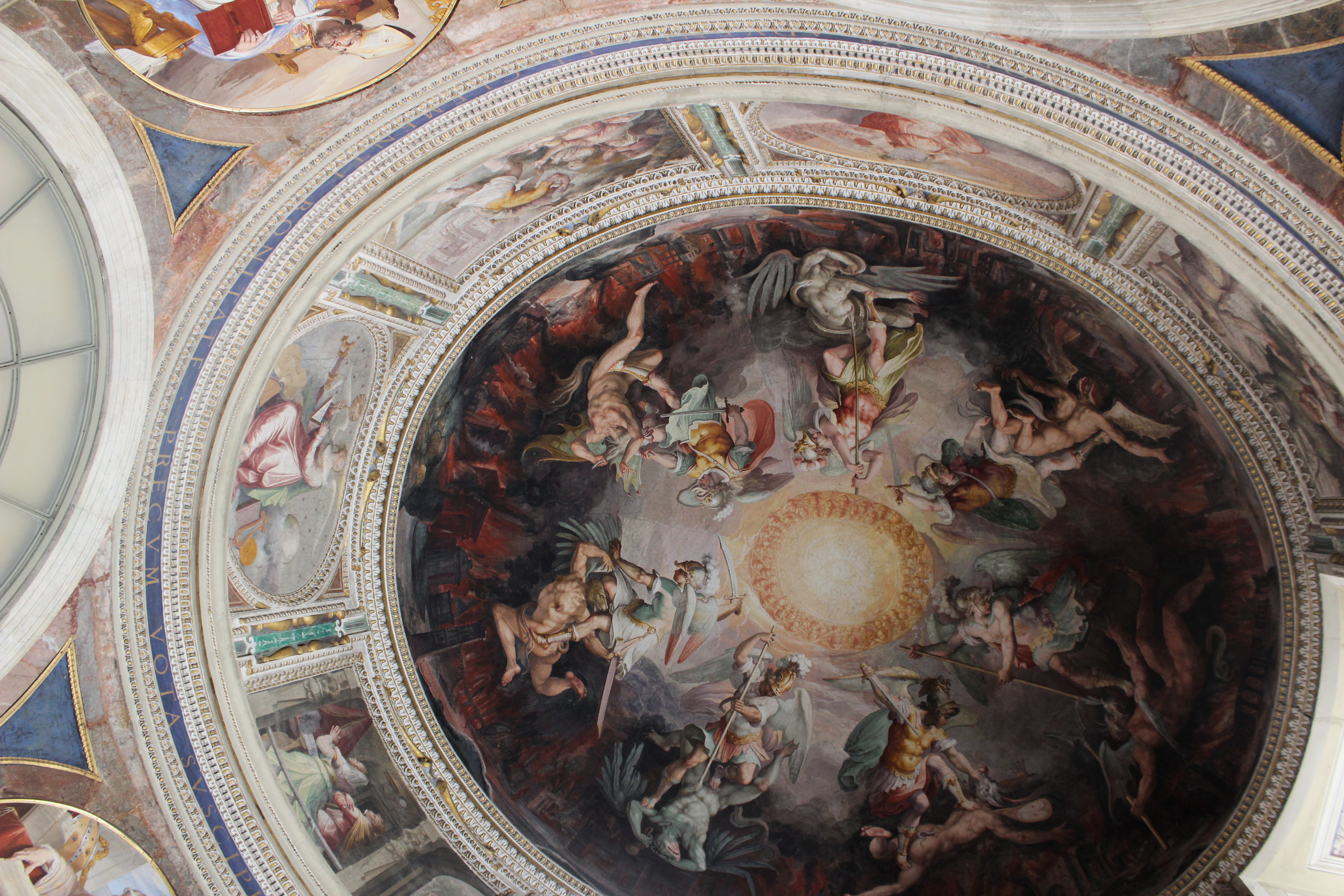 Outside-Sistene-Chapel-Vatican