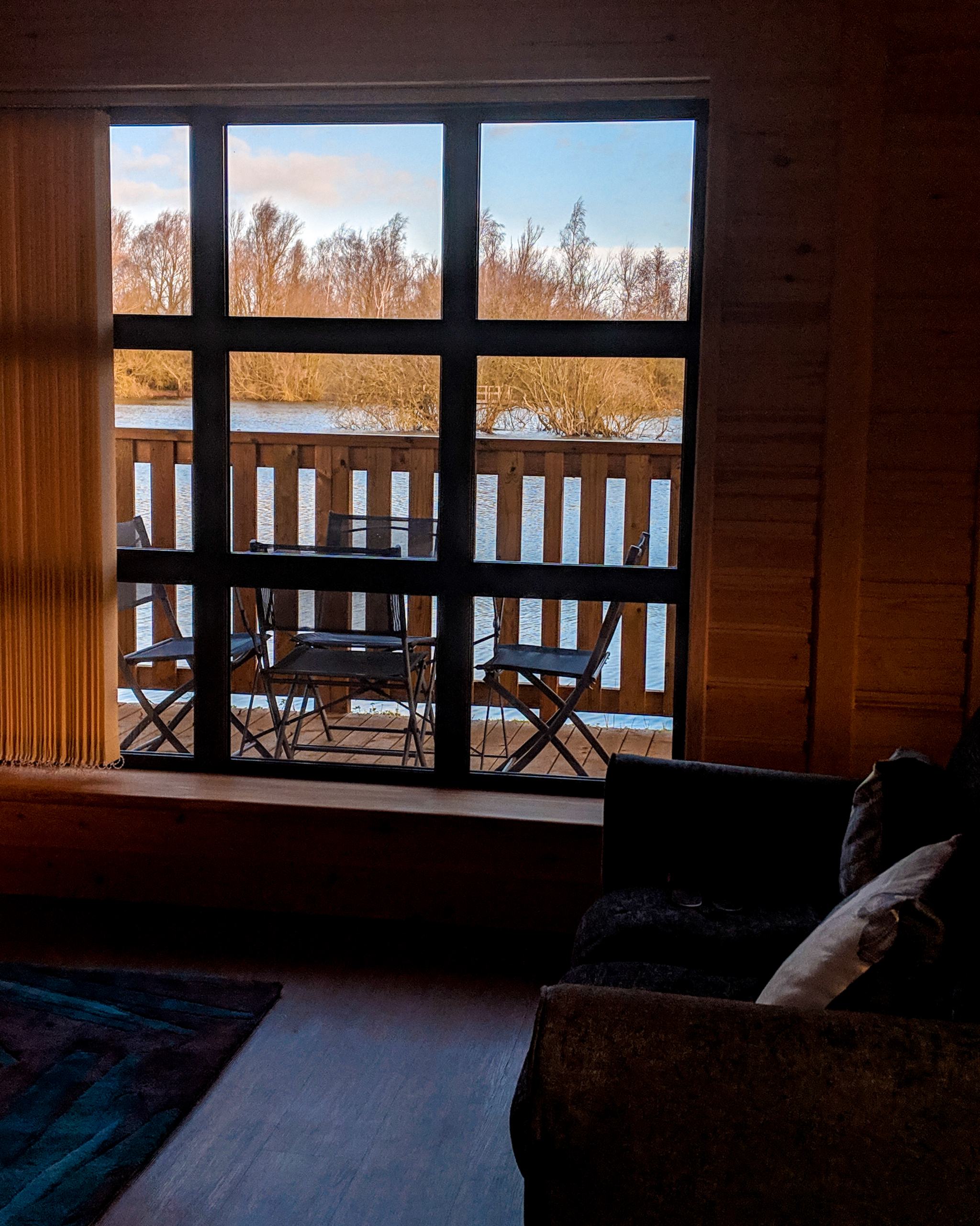 woodlakes-park-cabin-inside