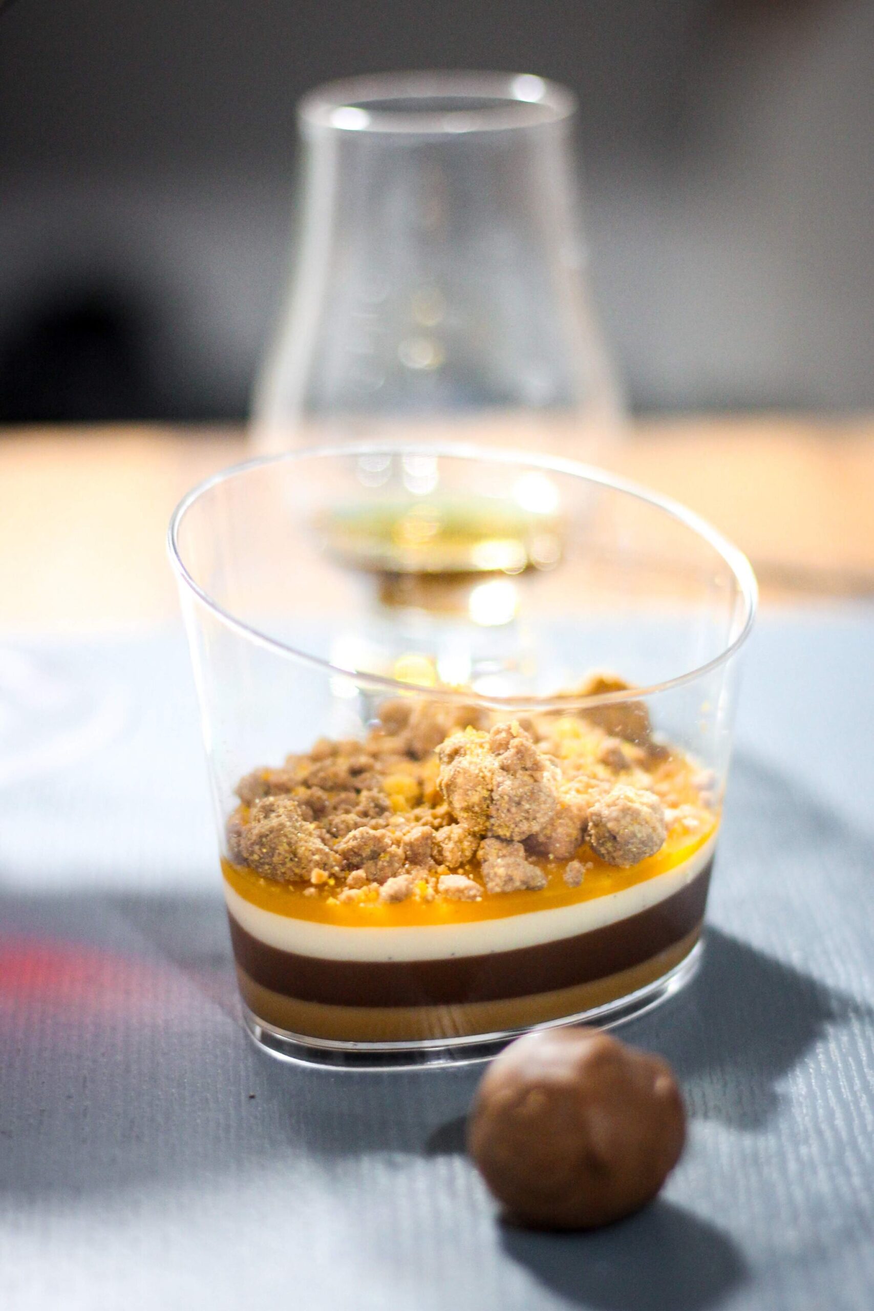 dessert-and-truffles-restaurant-22-at-home